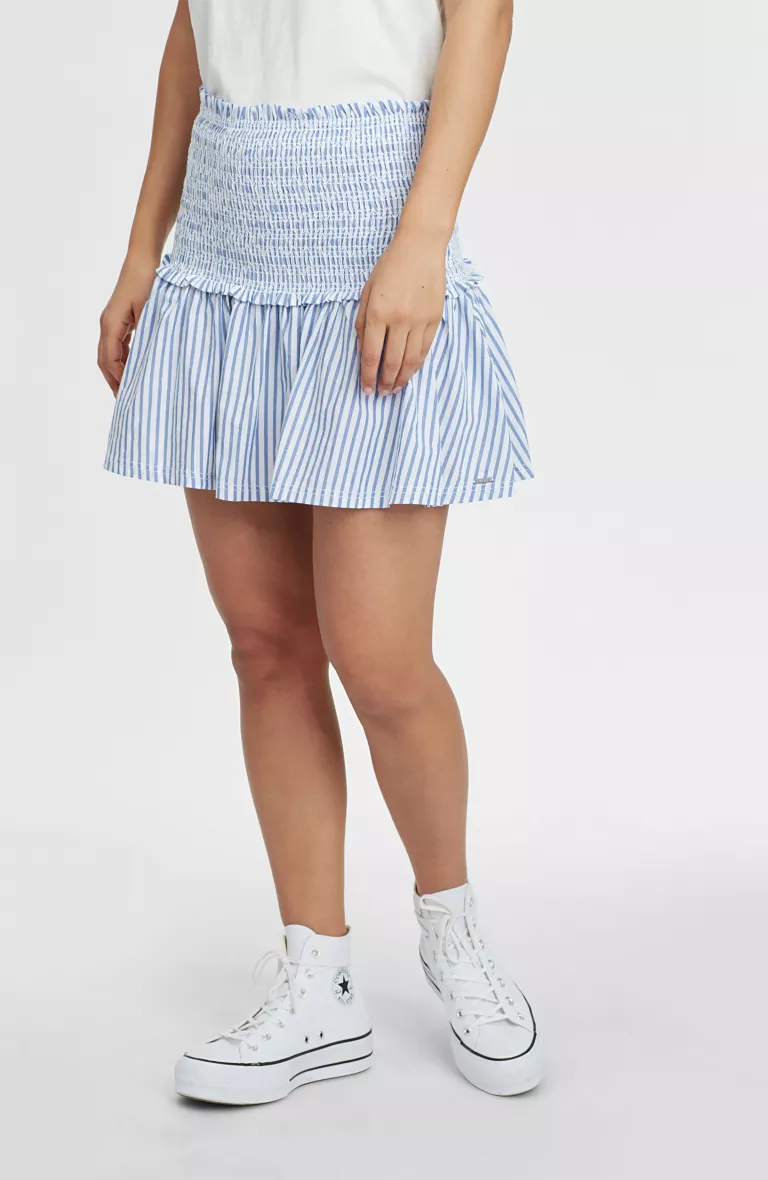 Dámska sukňa s vysokým pásom