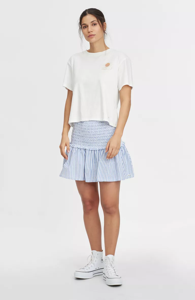 Dámska sukňa s vysokým pásom