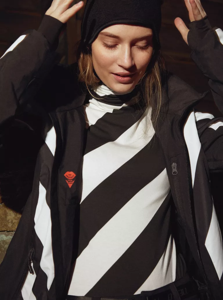 Turtle Neck Ls T-Shirt Aop