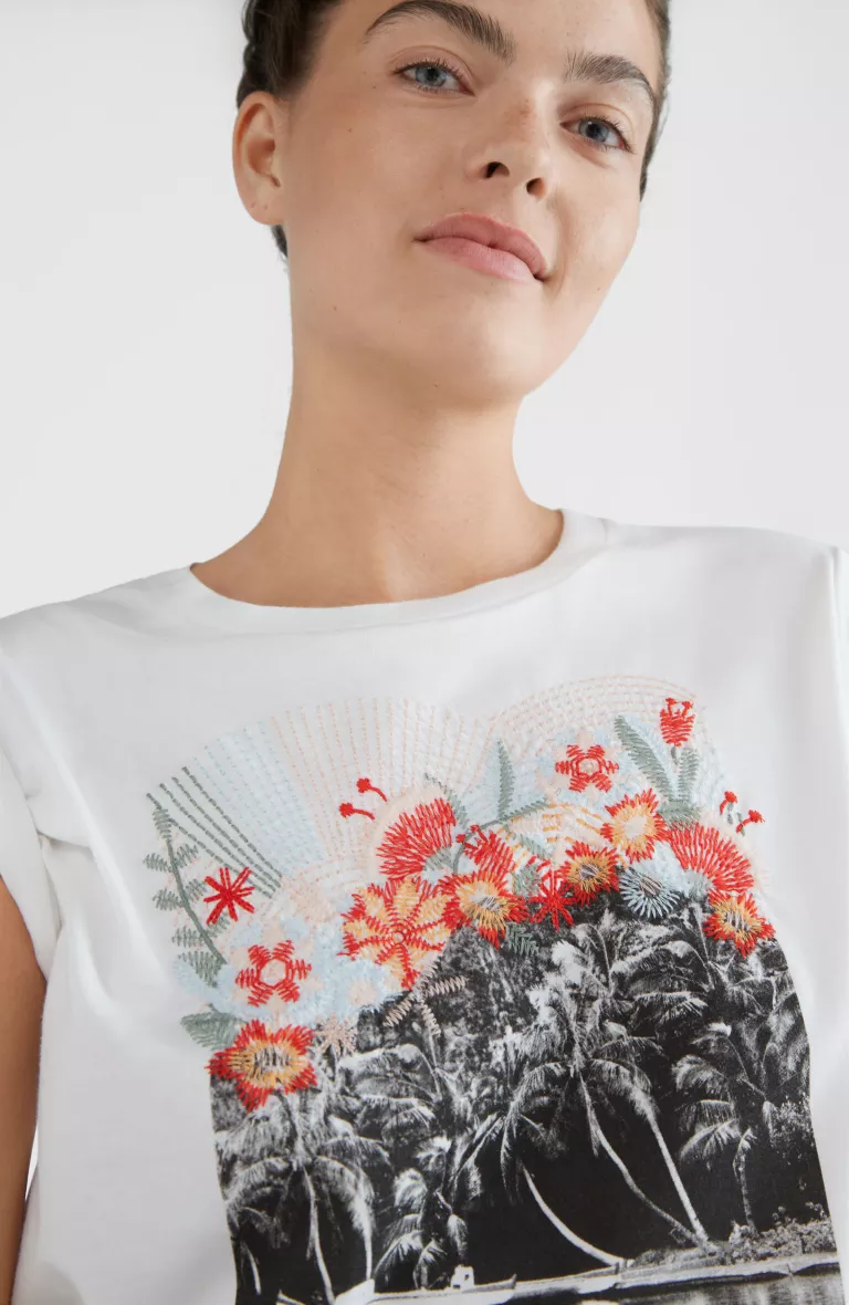 Dámske tričko s vyšívaným logom