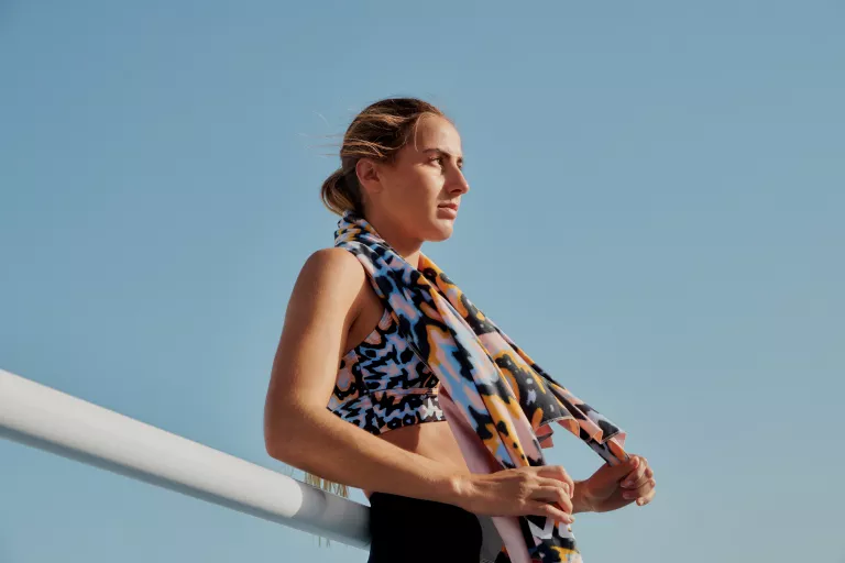 Dámska športová podprsenka