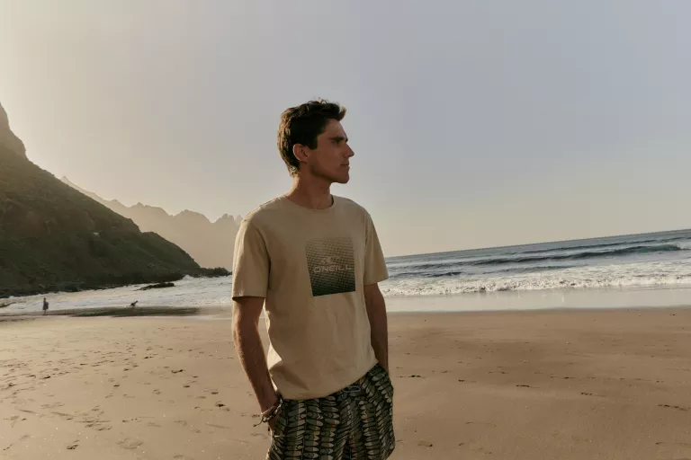 GRADIENT CUBE T-SHIRT