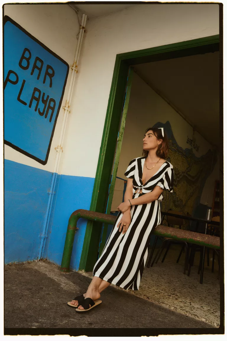 Dámske šaty s úväzom