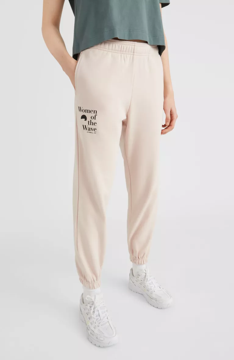 Dámske tepláky s vyšším pásom