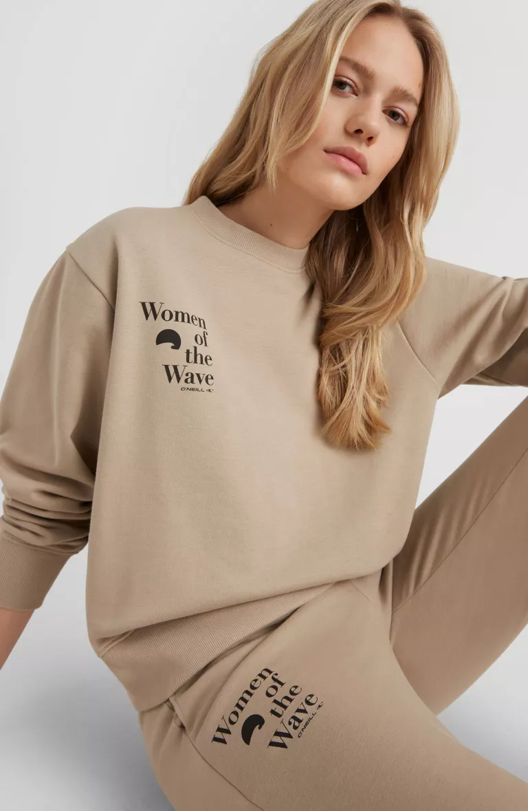 WOMEN OF THE WAVE CREW